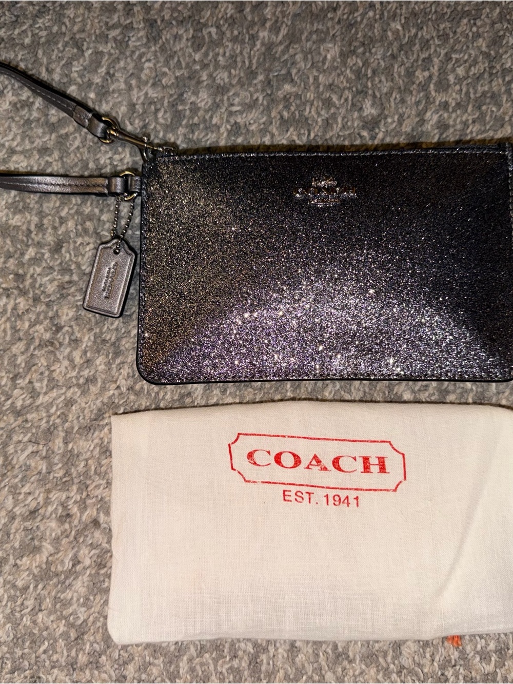 Coach Glitter Small Wristlet Gunmetal Silver Metallic - Picture 5 of 8